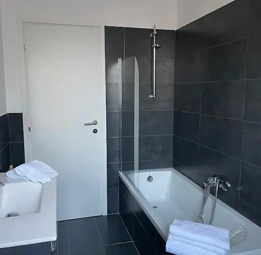 Apartament A *