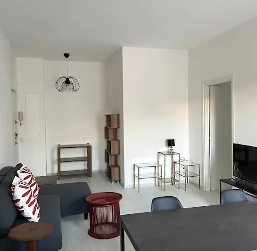A Apartament *